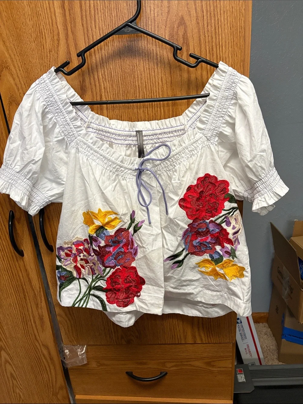 Anthropologie White Off-Shoulder Embroidered Floral Blouse